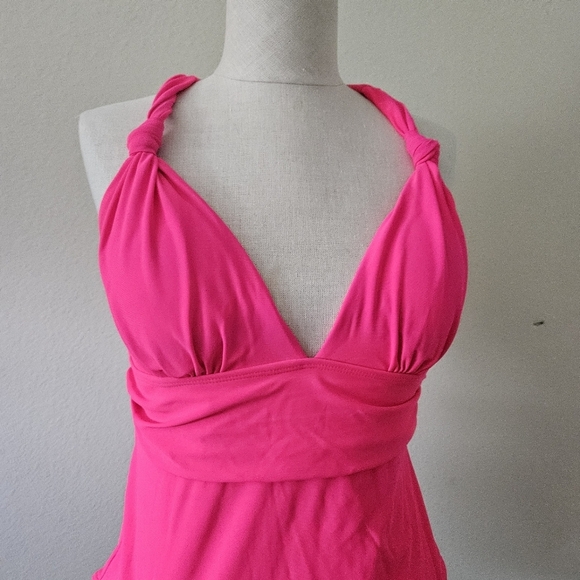Vibrant Pink One-Piece Swimsuit Large - Picture 4 of 6